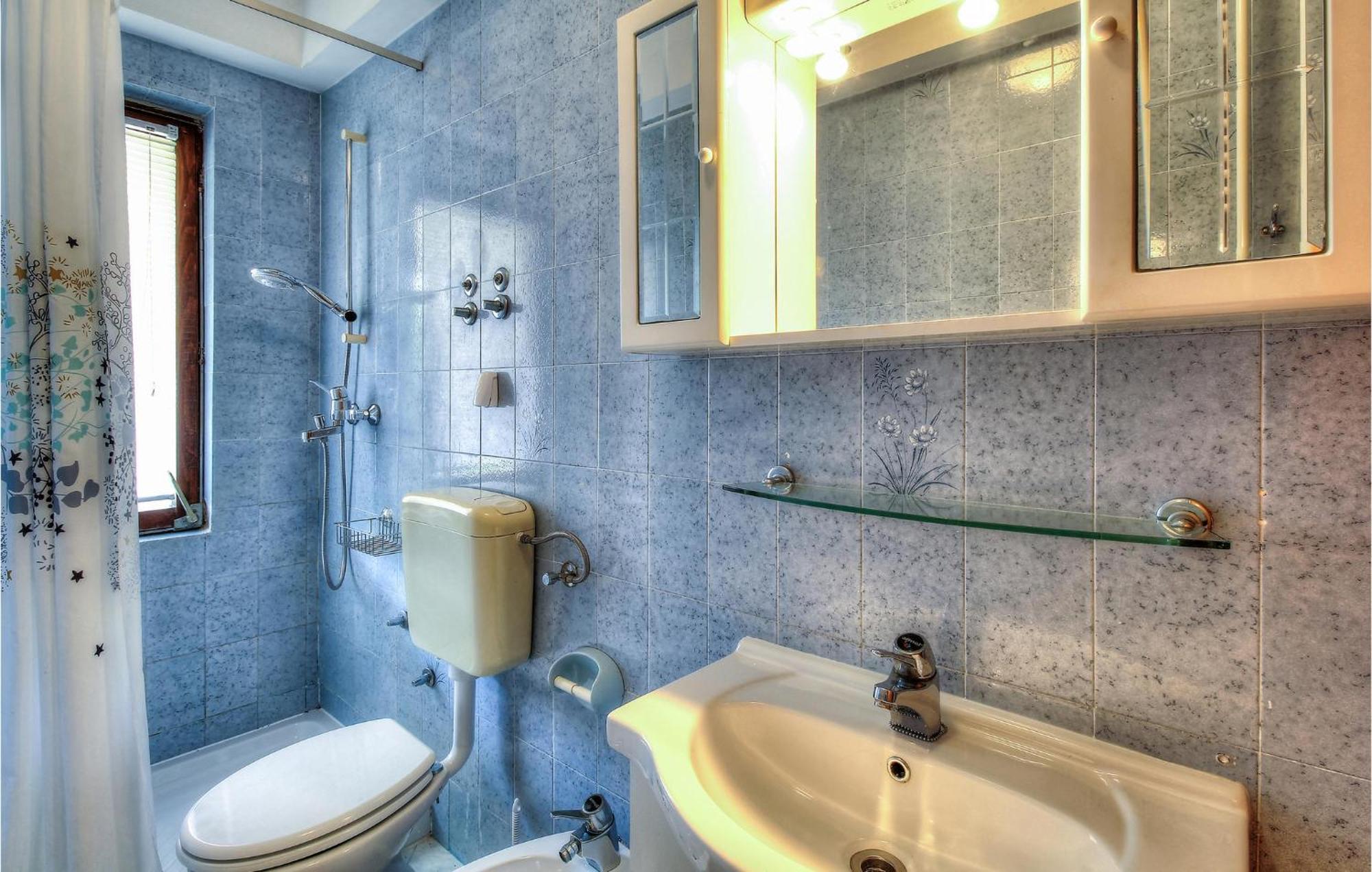 Amazing Apartment In Porec With Wifi Екстериор снимка