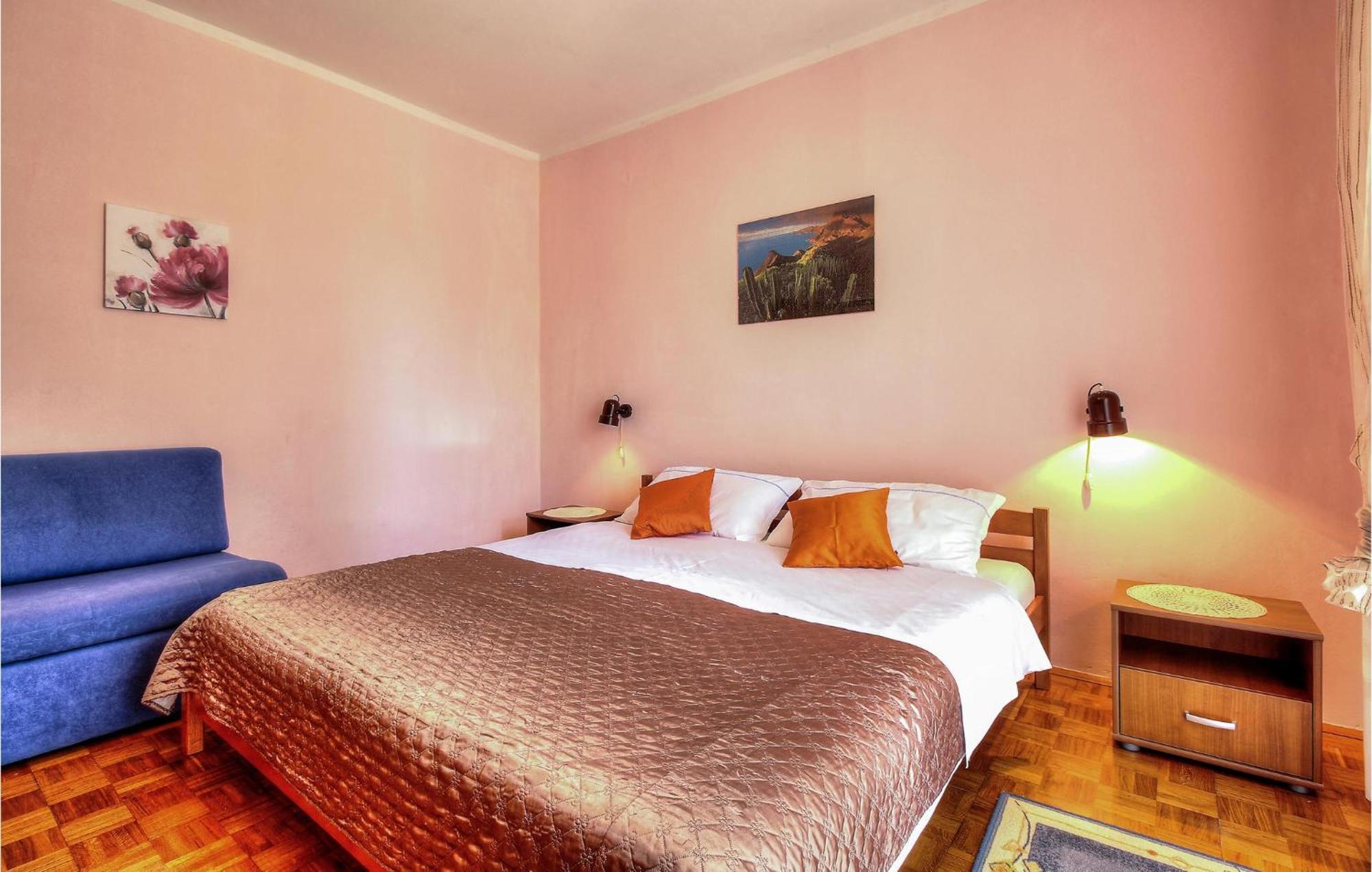 Amazing Apartment In Porec With Wifi Екстериор снимка
