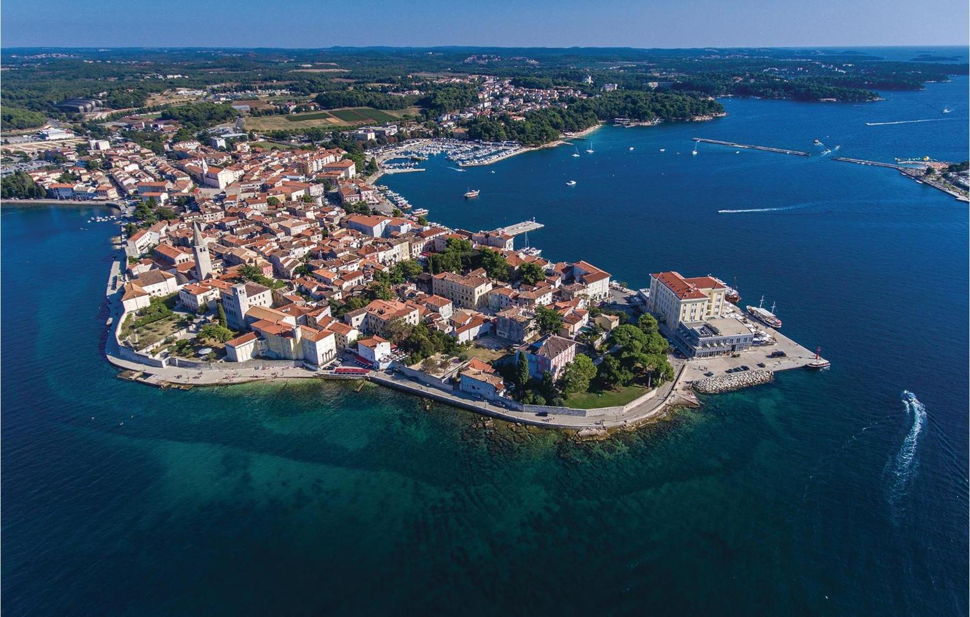 Amazing Apartment In Porec With Wifi Екстериор снимка
